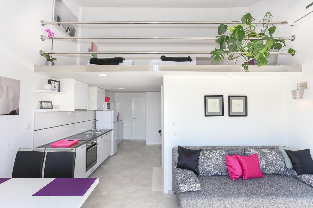 The Tribunj Suites Экстерьер фото